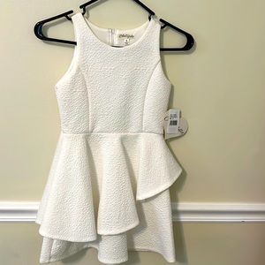 Ava Yelly White Size 8 Dress